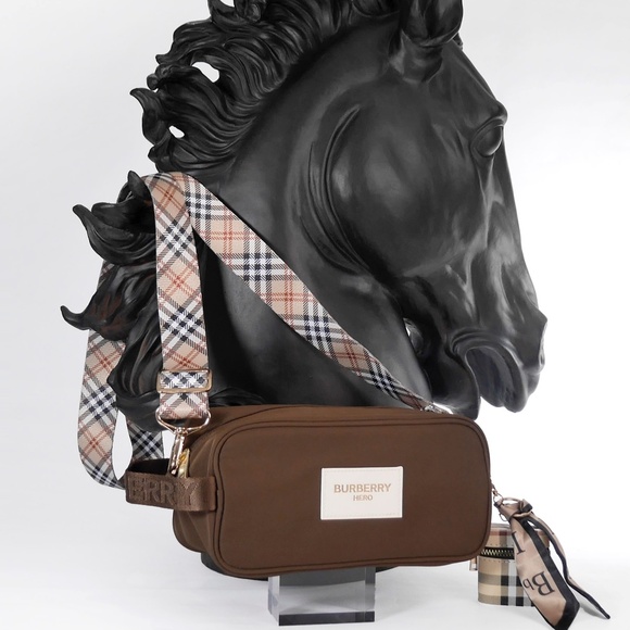 Burberry Bag Crossbody NEW - Picture 1 of 9
